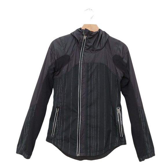 Lululemon Jacket Womens 4 Black Run Get Up And Glow Lightweight Running Outdoor - Picture 1 of 13